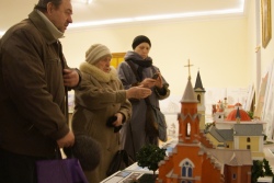 В Гомеле открылась выставка макетов католических храмов Беларуси [фото]
