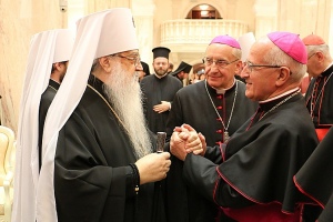 Православно-католический форум: Христианство помогает людям справляться с любыми жизненными трудностями