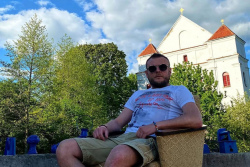 «Священник» из Беларуси засветился на прайде в Молдове – напоминаем, кто он