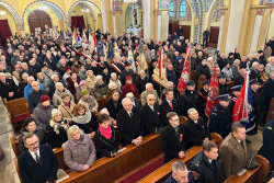 В преддверии выборов в Польше объявлена 9-месячная молитва