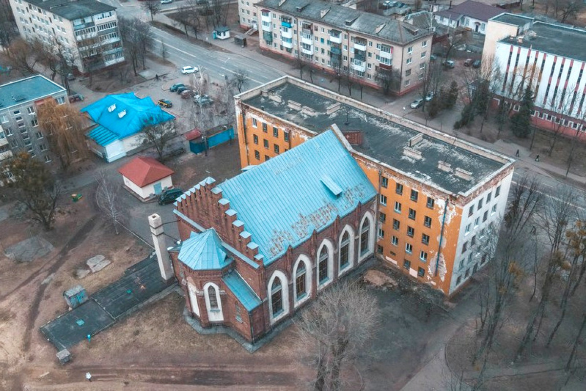 Полгода затянулись. Что сейчас с самым странным костёлом Беларуси, который обещали передать приходу?
