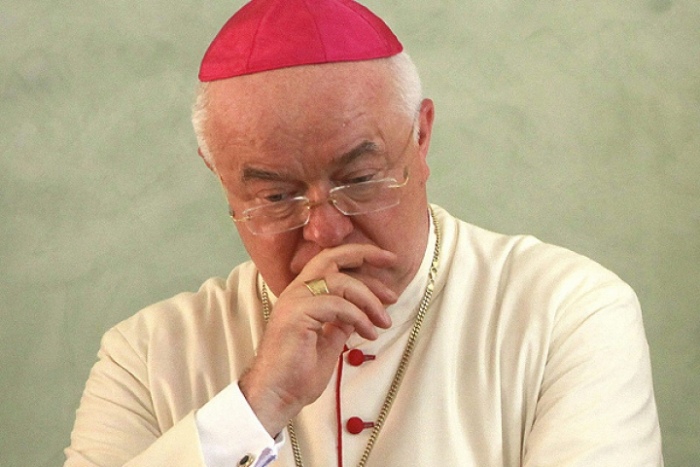 Польский архиепископ, лишенный сана за педофилию, арестован
