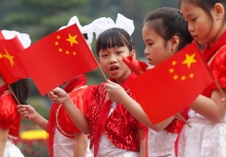 Что происходит в Китае? Несовершеннолетним запретили вход в церкви
