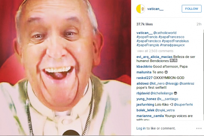 «Первое селфи» Папы в Instagram взорвало интернет