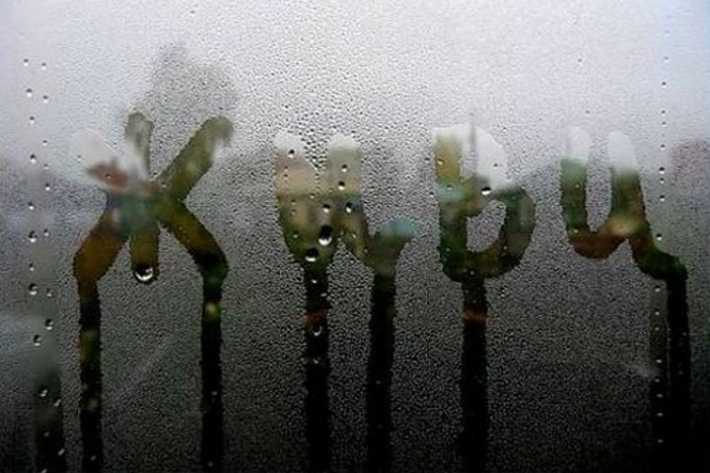 На кладбище у церкви в Борисове повесилась девушка