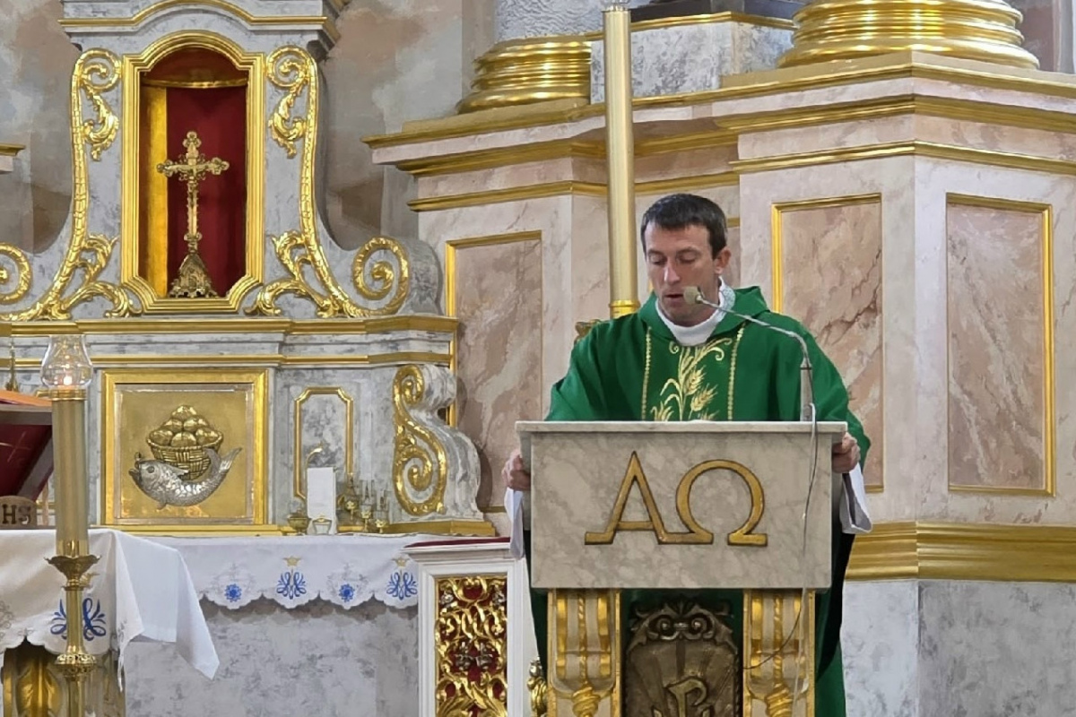Россиян удивила Месса в главном костёле Минска. Чем именно?