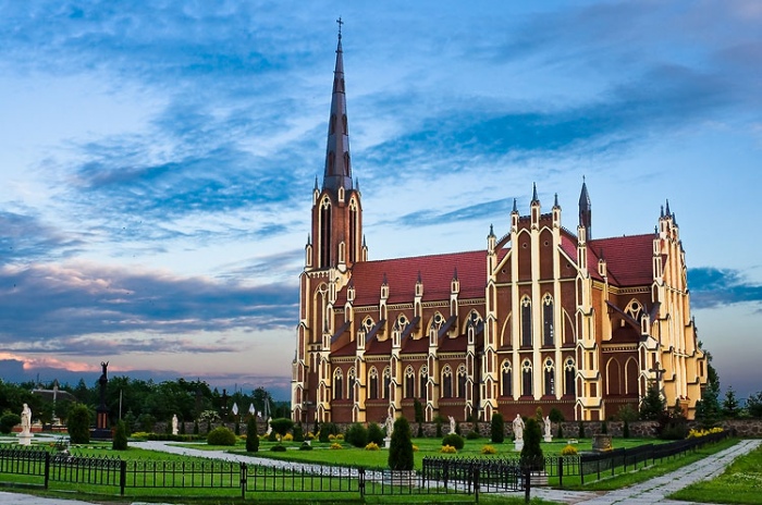 Священников в Беларуси планируют устроить экскурсоводами по совместительству