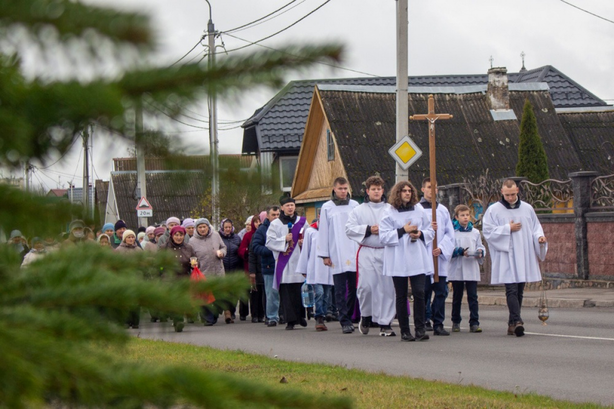 Топ-7 фото: как в Беларуси отметили «Дзяды»