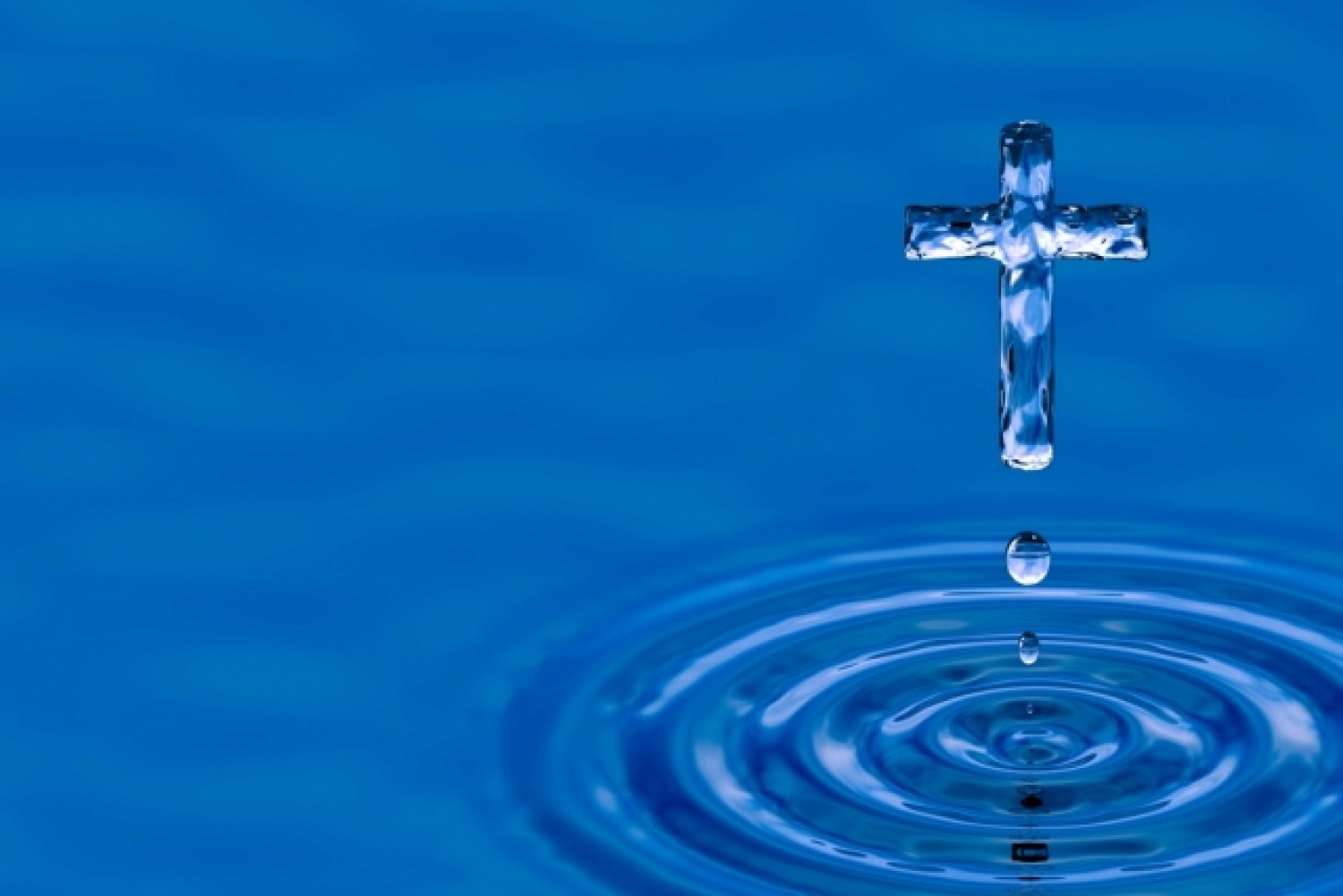 Можно ли пить, хранить, выливать, подмешивать в пищу святую воду?