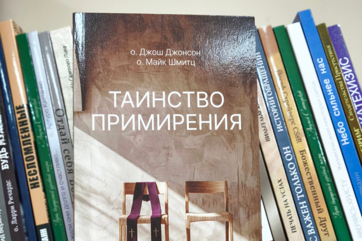 Почему в Беларуси католические книги издаются по-русски, спросили верующие