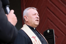 Несправедливо. Появилась версия об поводе для заключения католического священника в Беларуси