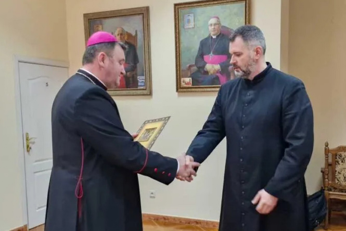 Священник с горечью высказался о своем новом назначении – верующие отреагировали