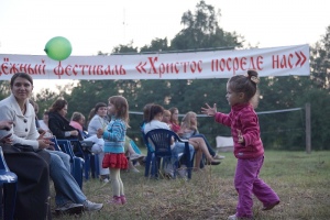 Под Гомелем прошел христианский межконфессиональный фестиваль [видео]