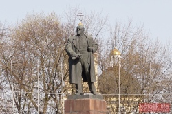 Ксендз: «Пока мы ходим улицами Советскими, трудно сказать, что идем Божьим путем»